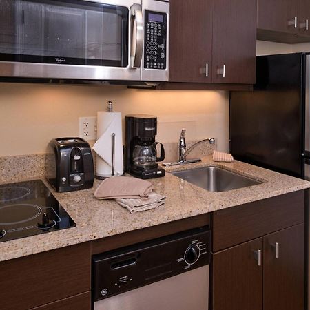 Towneplace Suites Хънтингтън Екстериор снимка