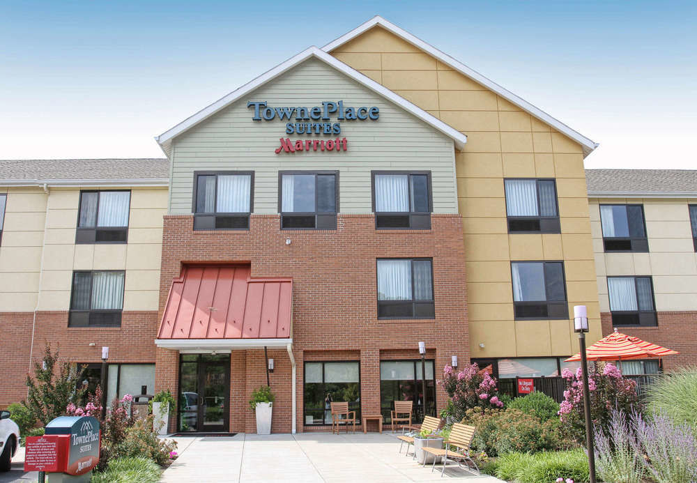 Towneplace Suites Хънтингтън Екстериор снимка